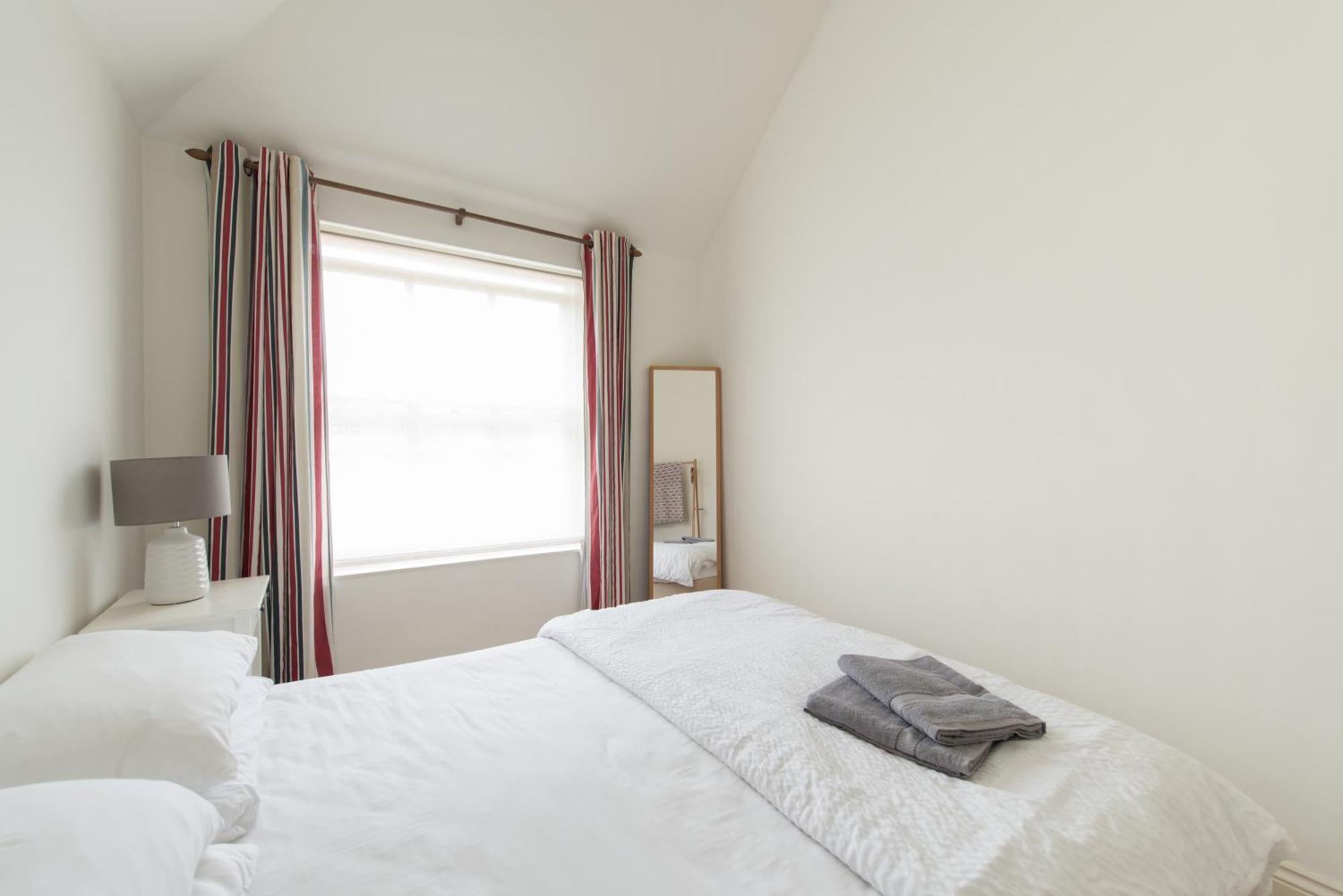 My Place Go - Cirencester Room photo