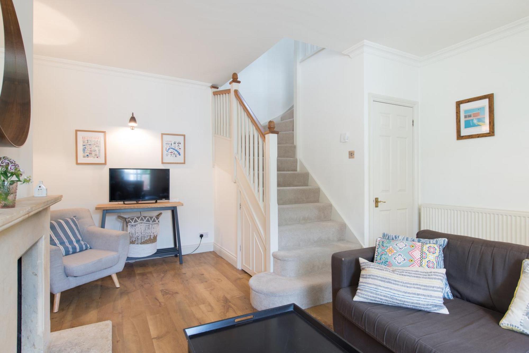 My Place Go - Cirencester Room photo